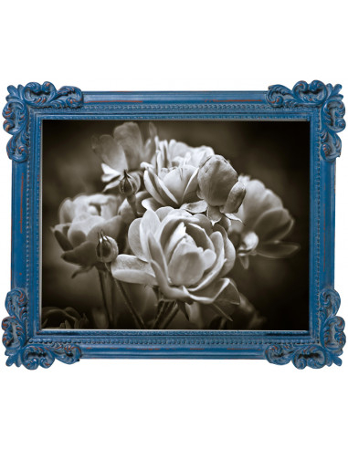 Moldura fotográfica independente vertical/horizontal em resina com acabamento azul antigo W26xDP2xH31 cm Moldura fotográfica independente vertical/horizontal em resina com acabamento azul antigo W26xDP2xH31 cm