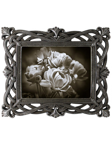 Portafoto da appoggio verticale/orizzontale in resina finitura argento anticata L25,5xPR2xH30,5 cm Portafoto da appoggio verticale/orizzontale in resina finitura argento anticata L25,5xPR2xH30,5 cm