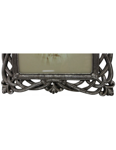 Portafoto da appoggio verticale/orizzontale in resina finitura argento anticata L31xPR2xH36 cm Portafoto da appoggio verticale/orizzontale in resina finitura argento anticata L31xPR2xH36 cm