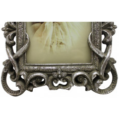 Portafoto da appoggio a cuore in resina finitura argento anticata L18xPR2xH27 cm 2