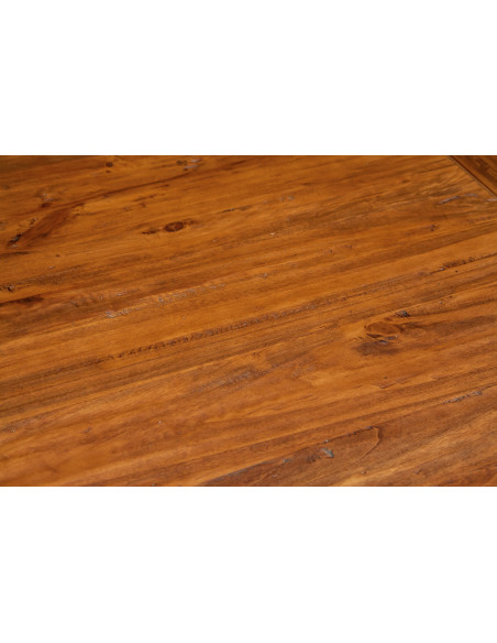 Square table with solid wood extension. Made by hand, Made in Italy. Detail of the plan