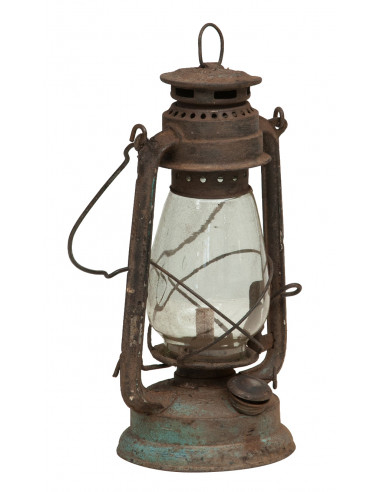 Vecchia lanterna a petrolio in metallo L15xPR15xH32 cm finiture assortite - Biscottini.it Vecchia lanterna a petrolio in metallo L15xPR15xH32 cm finiture assortite - Biscottini.it