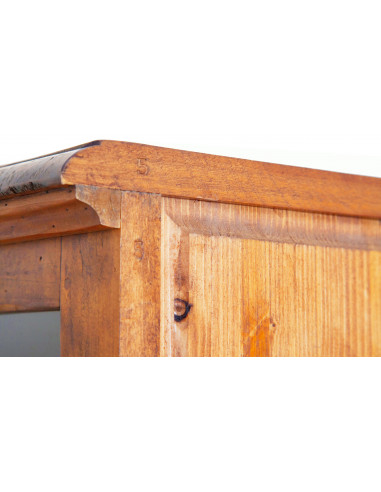 Vetrina Country in  legno massello di tiglio finitura noce 55x43x150 cm Vetrina Country in  legno massello di tiglio finitura noce 55x43x150 cm