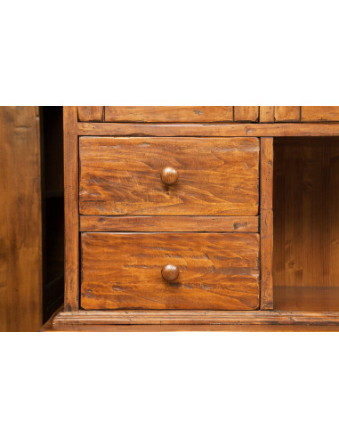 Vetrina Country in legno massello di tiglio finitura noce 156x50x200 cm Vetrina Country in legno massello di tiglio finitura noce 156x50x200 cm