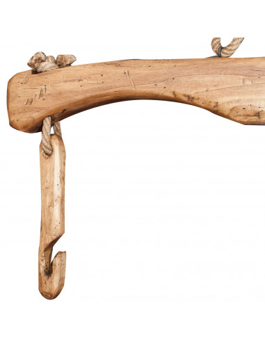 Giogo in legno massello: particolare del gancio d'attacco -Biscottini.it Giogo in legno massello: particolare del gancio d'attacco -Biscottini.it