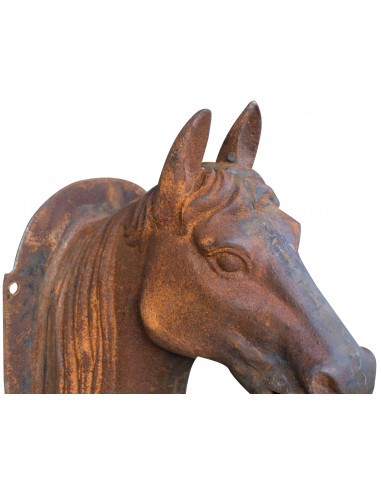 Testa di cavallo da parete in fusione di ghisa: foto particolare parte superiore - Biscottini.it Testa di cavallo da parete in fusione di ghisa: foto particolare parte superiore - Biscottini.it