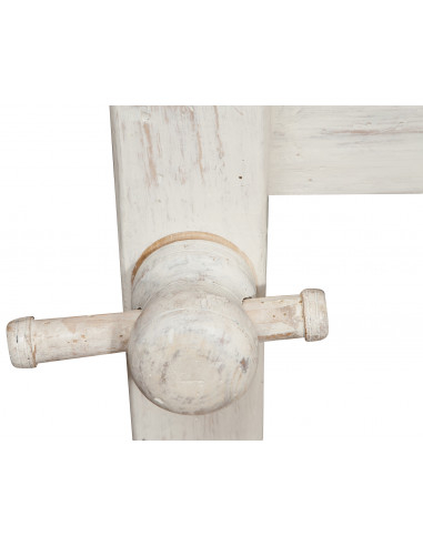 Bancada country em madeira maciça de limão com acabamento branco antigo: foto frontal do torno - Biscottini.it Bancada country em madeira maciça de limão com acabamento branco antigo: foto frontal do torno - Biscottini.it