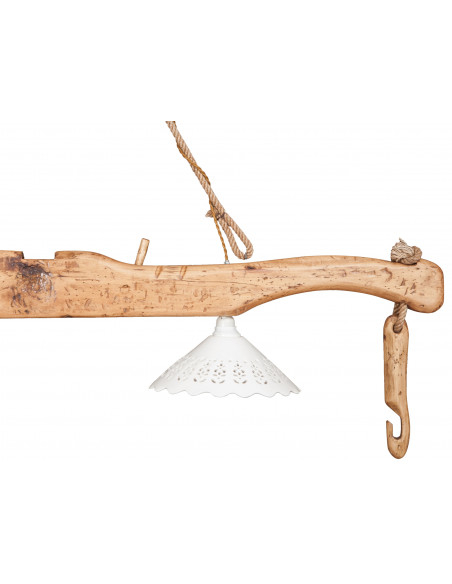 Giogo lampadario in legno massello di tiglio finitura naturale: foto vista con gancio e paralume - Biscottini.it