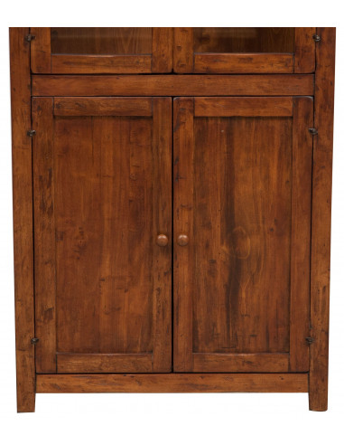 Vetrina Credenza Country in legno massello di tiglio finitura noce: foto particolare con ante inferiori chiuse - Biscottini.it Vetrina Credenza Country in legno massello di tiglio finitura noce: foto particolare con ante inferiori chiuse - Biscottini.it