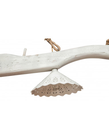 Giogo lampadario in legno massello di tiglio finitura bianca anticata: foto con paralume in ceramica bianca - Biscottini.it Giogo lampadario in legno massello di tiglio finitura bianca anticata: foto con paralume in ceramica bianca - Biscottini.it