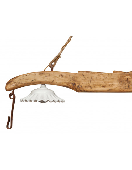 Giogo lampadario in legno massello di tiglio finitura naturale:foto vista gancio ferro e paralume ceramica - Biscottini.it