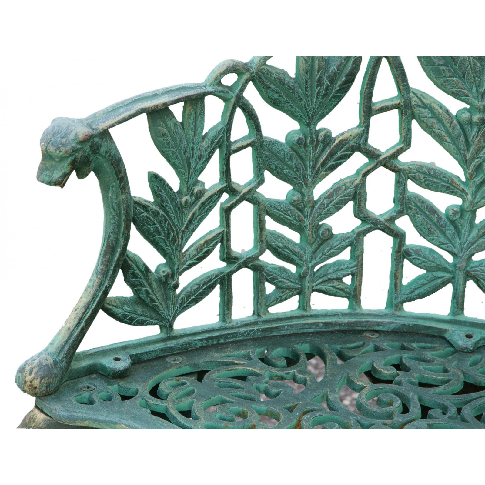 Panchina Liberty in ghisa finitura verde anticata: foto particolare con bracciolo - Biscottini.it Panchina Liberty in ghisa finitura verde anticata: foto particolare con bracciolo - Biscottini.it