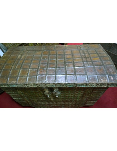 Arca velha de madeira e ferro L126xDP65xH106 cm - Biscottini.it Arca velha de madeira e ferro L126xDP65xH106 cm - Biscottini.it