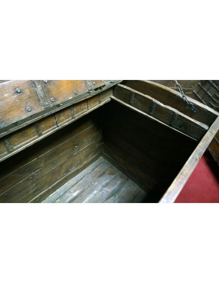 Vecchio forziere in legno  e ferro L126xPR65xH106 cm - Biscottini.it