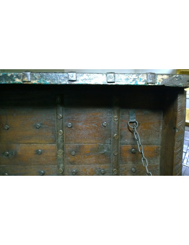 Vecchio forziere in legno  e ferro L126xPR65xH106 cm - Biscottini.it Vecchio forziere in legno  e ferro L126xPR65xH106 cm - Biscottini.it