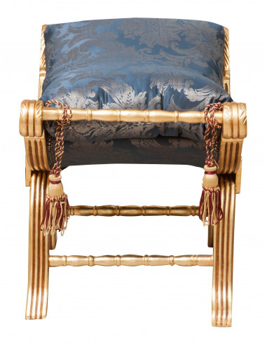 Panchetta stile francese Luigi XVI in legno massello di faggio L74XPR46XH54 cm Panchetta stile francese Luigi XVI in legno massello di faggio L74XPR46XH54 cm