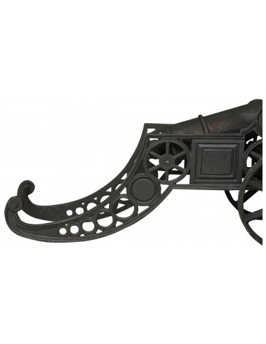 Cannone ornamentale in fusione di ghisa L150xPR39xH65 cm finitura nera anticata Cannone ornamentale in fusione di ghisa L150xPR39xH65 cm finitura nera anticata