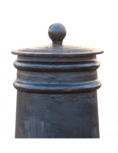 Stufa/braciere a cipolla in fusione di ghisa L85xPR75xH125 cm Stufa/braciere a cipolla in fusione di ghisa L85xPR75xH125 cm