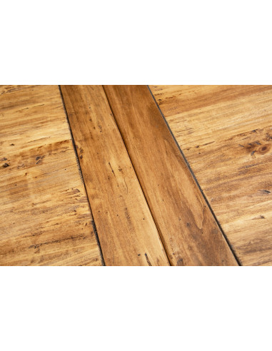 Tavolo allungabile  in legno massello di tiglio  grigio-naturale, particolare del piano con allunga. Fatto a mano by Biscottini Tavolo allungabile  in legno massello di tiglio  grigio-naturale, particolare del piano con allunga. Fatto a mano by Biscottini