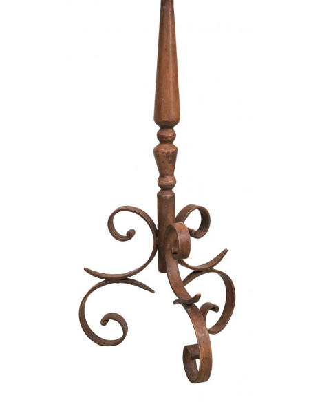 CANDELIERE A PIANTANA  IN FERRO BATTUTO LAVORATO A MANO L27XPR27XH82  CM