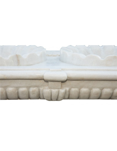 Lavabo a due buche merlettate in marmo bianco L130xPR56xH15 cm Lavabo a due buche merlettate in marmo bianco L130xPR56xH15 cm
