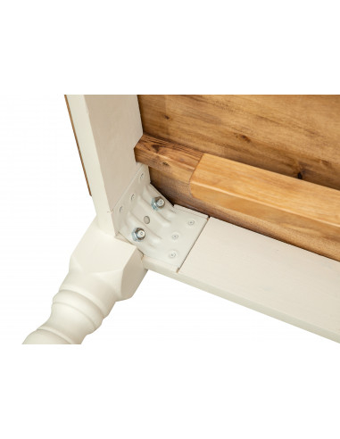 Extendable craft table Country Made in Italy in white-natural solid wood. Detail of the fixing of the leg Extendable craft table Country Made in Italy in white-natural solid wood. Detail of the fixing of the leg