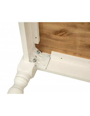 Fixed square table in two-colored solid wood. Crafted, made in Italy. Fixing the leg. Fixed square table in two-colored solid wood. Crafted, made in Italy. Fixing the leg.