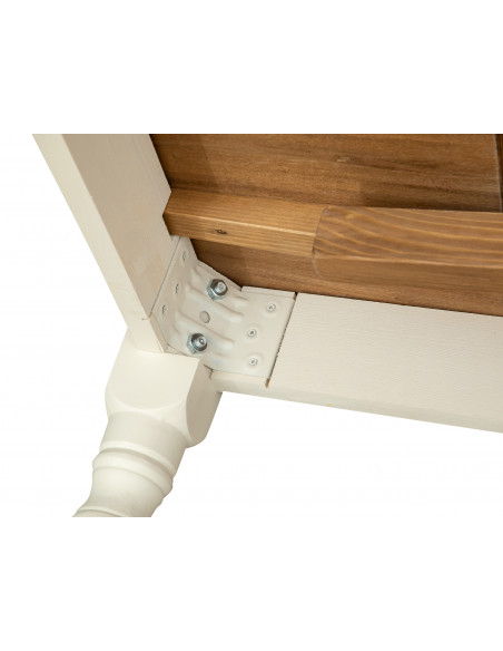 Country extendable table in natural white solid wood: detail of the leg. Made in Italy