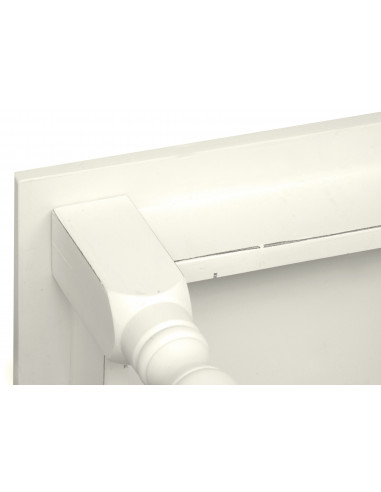 Tavolo fisso Country in legno massello di tiglio finitura bianca anticata 80x80x78 cm Tavolo fisso Country in legno massello di tiglio finitura bianca anticata 80x80x78 cm